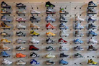 How to Buy Nike Sneakers Online: A Comprehensive Guide