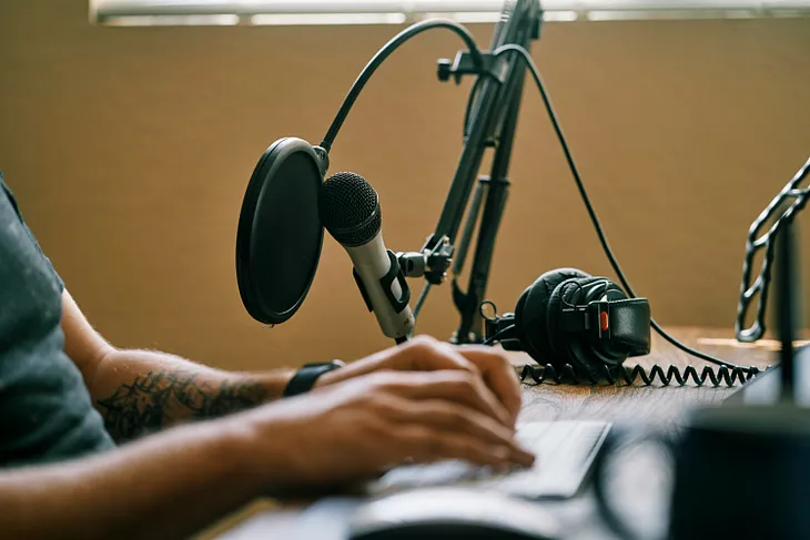 Three Podcasts Worth Your Time If You’re a Solo Entrepreneur or a Small Business Owner